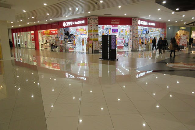 【イオンモール堺鉄砲町】1Fコジマ×ビックカメラ前フロアの画像