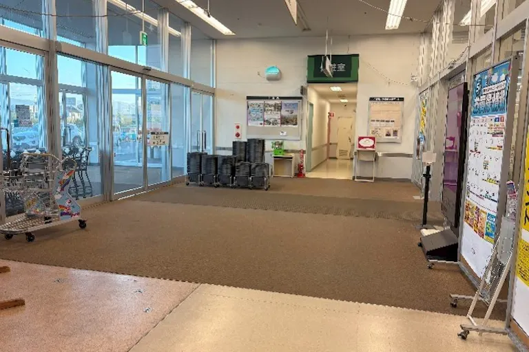 【イオンスーパーセンター加美店】クリーニング跡地 販促プロモーションや物販に最適なスーパー店内催事イベントスペースの画像3