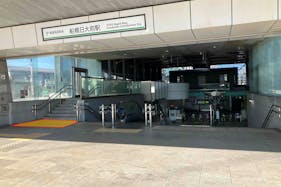 【船橋日大前駅】プロモーションや食物販に最適な人流の多い西口改札前スペース