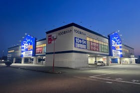 【エディオン小松本店】プロモーションに利用可能な店内エントランスイベントスペース