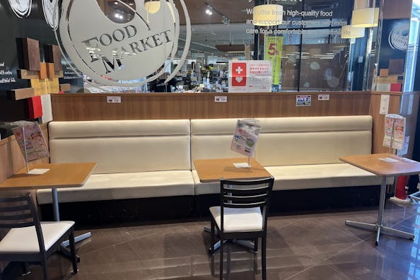 【フレスタ廿日市住吉店】プロモーションに最適なイートイン内スペース