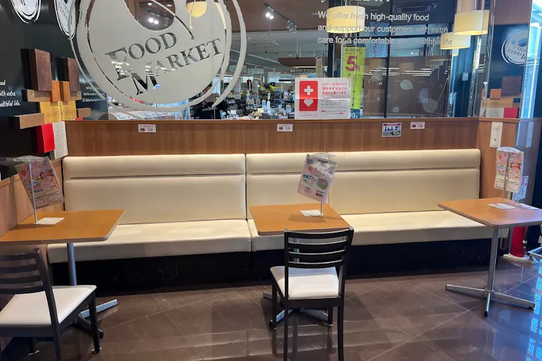【フレスタ廿日市住吉店】プロモーションに最適なイートイン内スペースの画像1