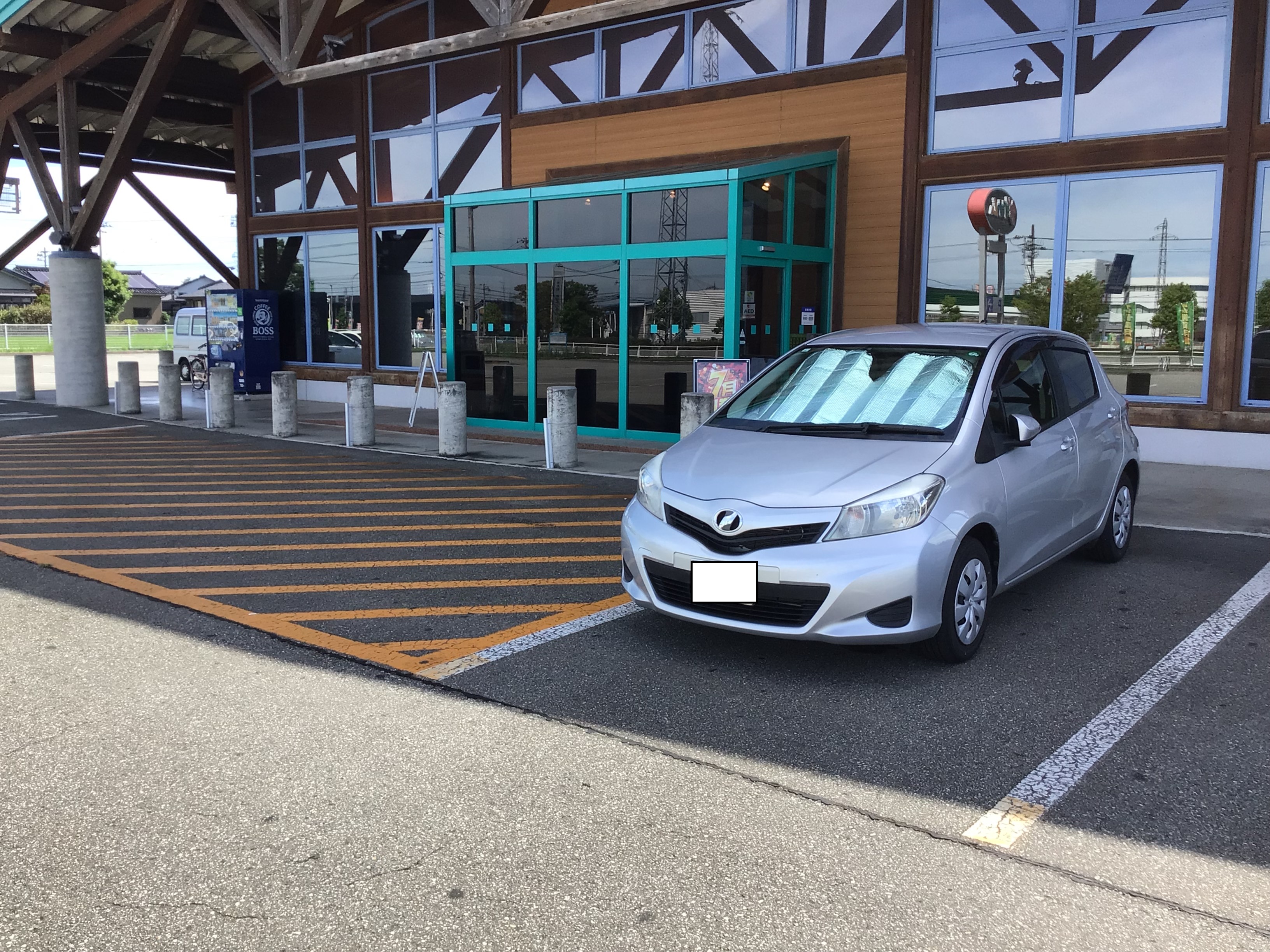 【ダイナム富山上市店】キッチンカーやプロモーションイベントでの出店に最適なアミューズメント施設のイベントスペース（正面駐車場）