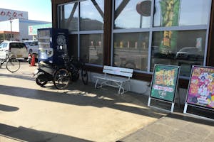 【ダイナム玉野店】キッチンカーやプロモーションに最適なアミューズメント施設のイベントスペース(出入口左)