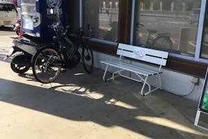 【ダイナム玉野店】キッチンカーやプロモーションに最適なアミューズメント施設のイベントスペース(出入口左)