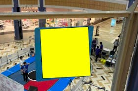 【イオンモール堺北花田】モール内広告 ガラス面シール