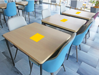 【イオンモール高知】モール内広告 フードコートテーブルシール