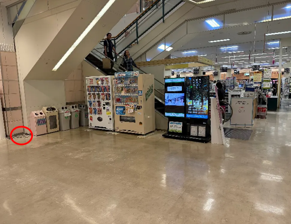 【イオン白河西郷店】サービスカウンター裏 販促プロモーションや物販に最適なスーパー店内催事イベントスペース