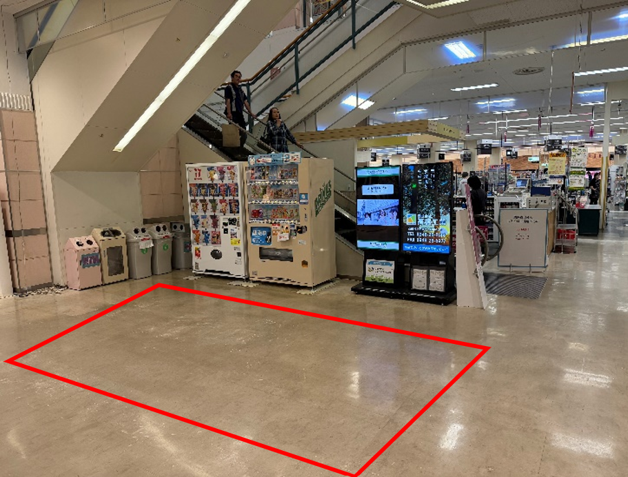 【イオン白河西郷店】サービスカウンター裏 販促プロモーションや物販に最適なスーパー店内催事イベントスペース