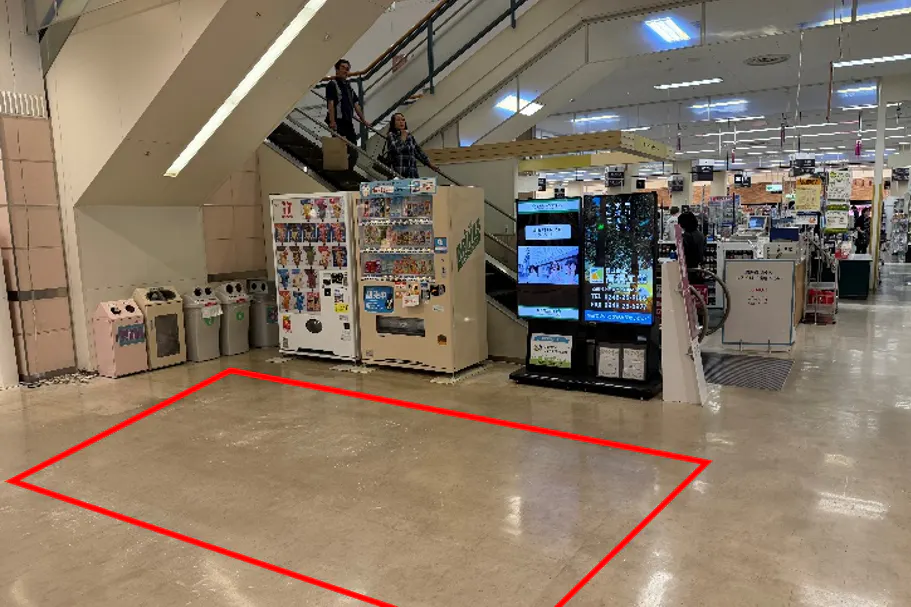 【イオン白河西郷店】サービスカウンター裏 販促プロモーションや物販に最適なスーパー店内催事イベントスペース