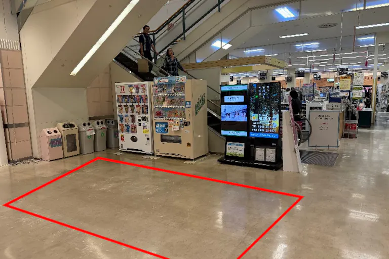 【イオン白河西郷店】サービスカウンター裏 販促プロモーションや物販に最適なスーパー店内催事イベントスペースの画像2