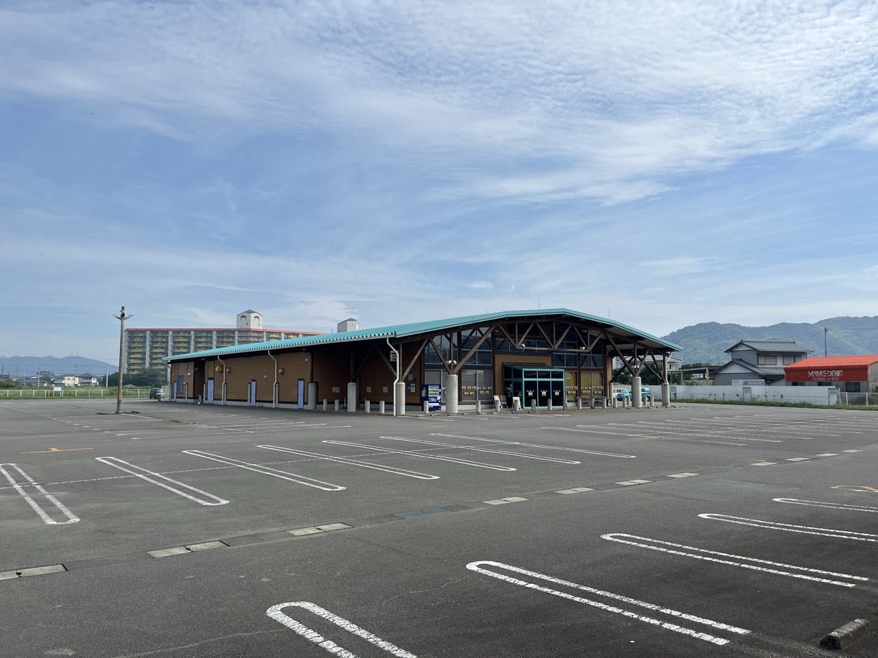 【ダイナム徳島小松島店】キッチンカーやプロモーションに最適なアミューズメント施設のイベントスペース