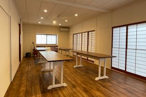 【湯布院町エリア】ワークショップや個展等の展示に最適な温泉施設内のイベントスペース