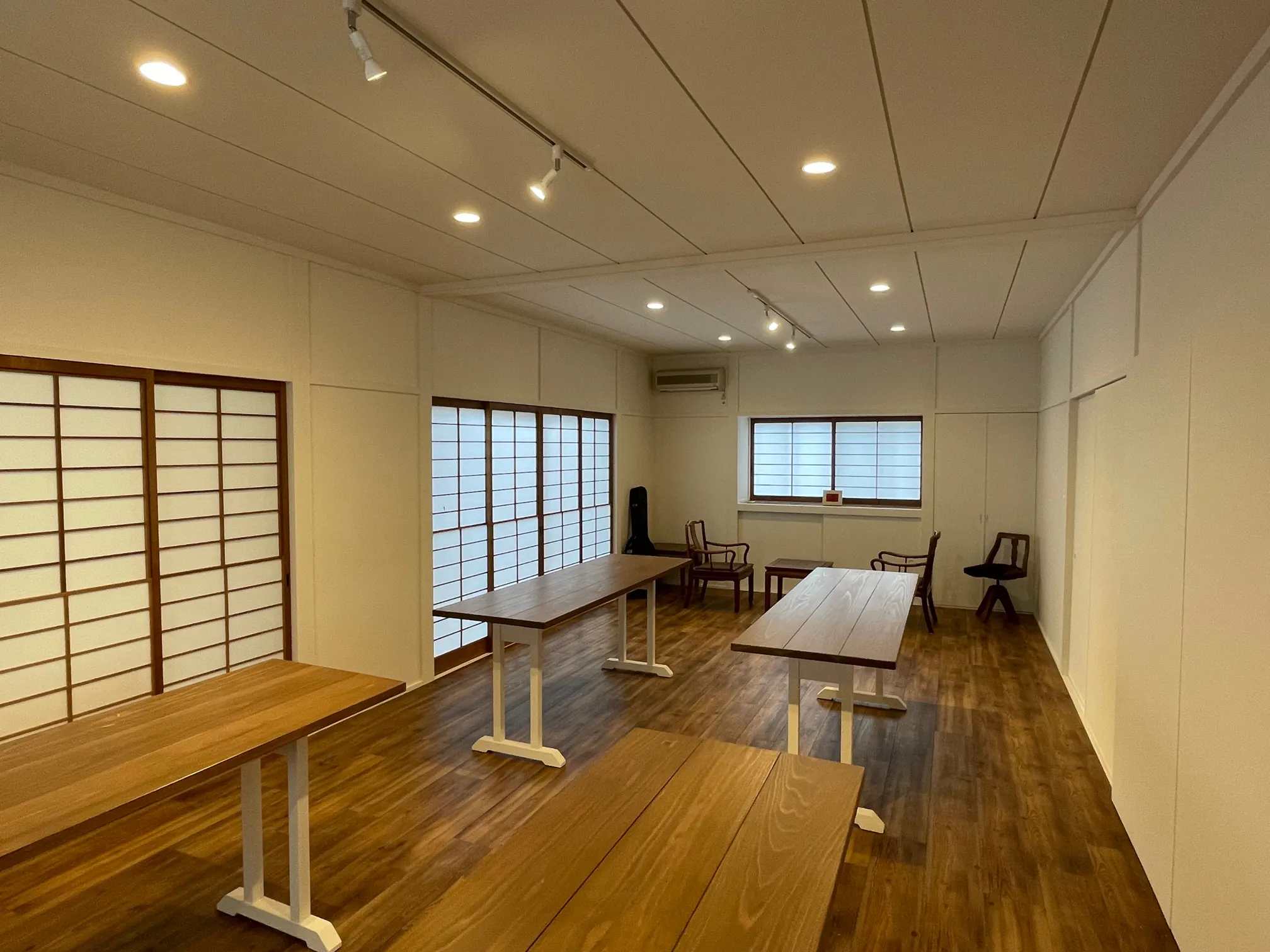 【湯布院町エリア】ワークショップや個展等の展示に最適な温泉施設内のイベントスペース