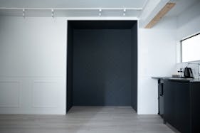 【世田谷駅4分】ギャラリー・ポップアップ・撮影に最適な路面店舗。連日利用でお得に!