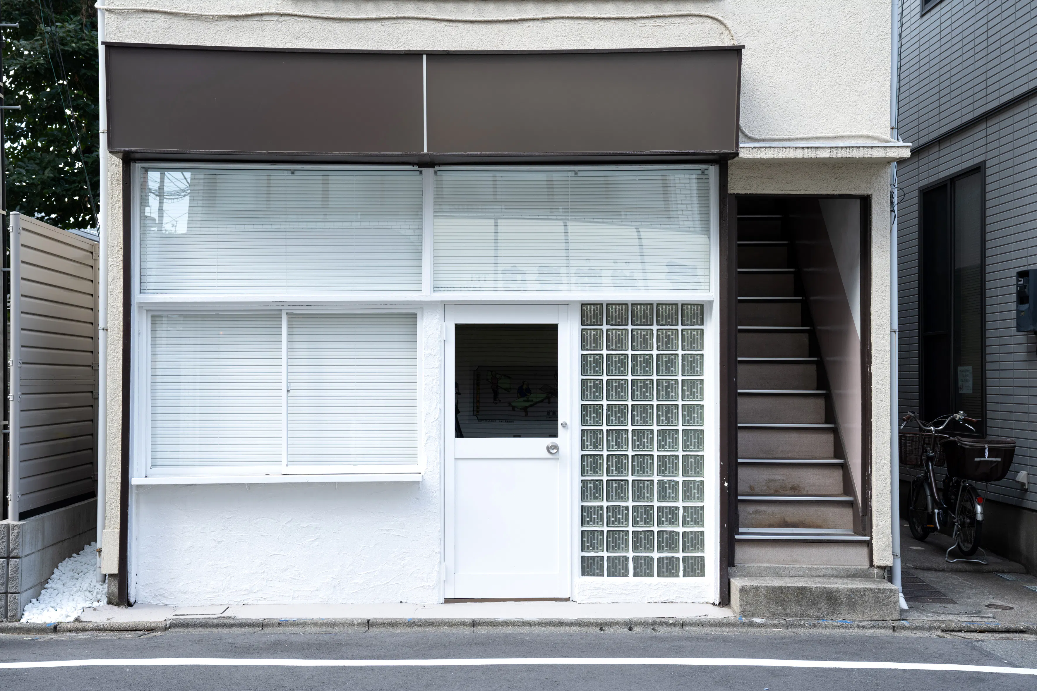 【世田谷駅4分】ギャラリー・ポップアップ・撮影に最適な路面店舗。連日利用でお得に!