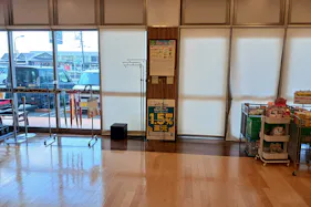 【西鉄ストア三潴店】店内 販促プロモーションや物販に最適なスーパー店内催事イベントスペース