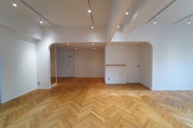 【表参道駅7分|2025年12月1日OPEN!】外苑前駅からもアクセス可能!展示会・ポップアップストアに最適な隠れ家的雰囲気の路面スペース