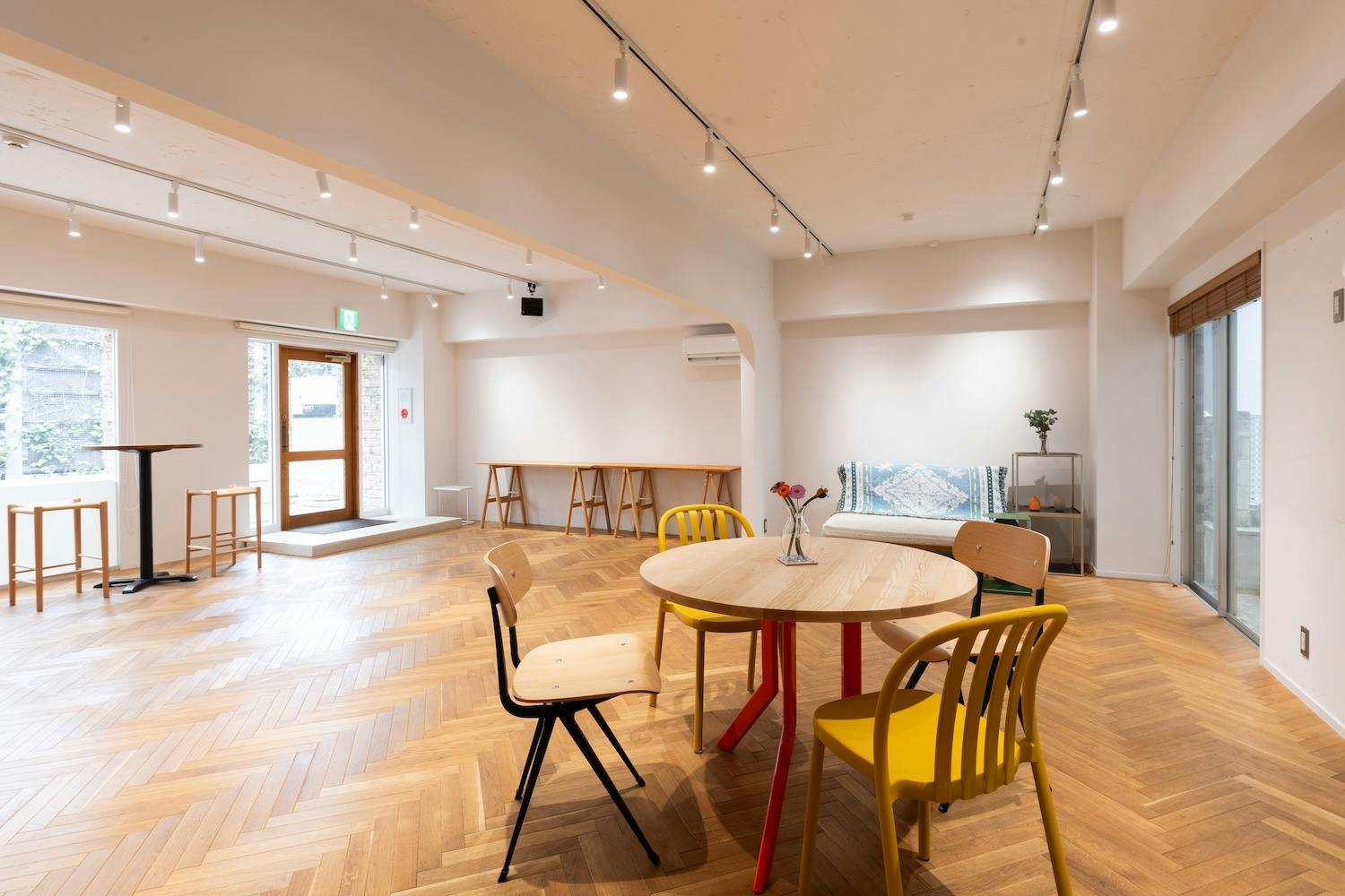 【表参道駅7分|2025年12月1日OPEN!】外苑前駅からもアクセス可能!展示会・ポップアップストアに最適な路面スペース