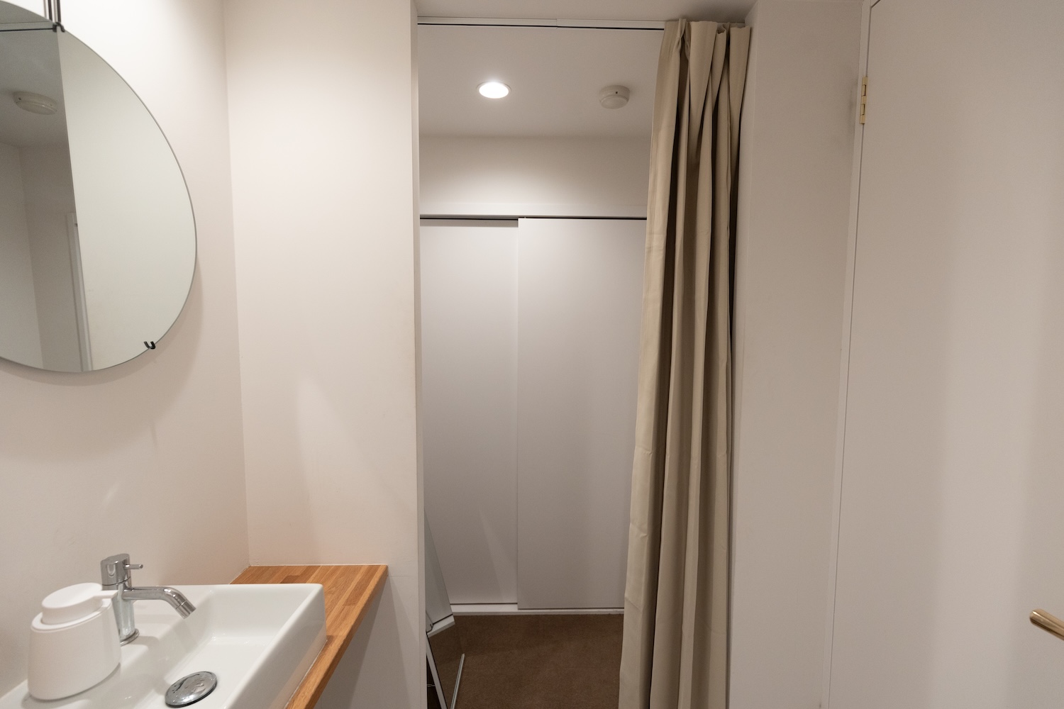 【表参道駅7分｜2025年12月1日OPEN！】外苑前駅からもアクセス可能！展示会・ポップアップストアに最適な隠れ家的雰囲気の路面スペース