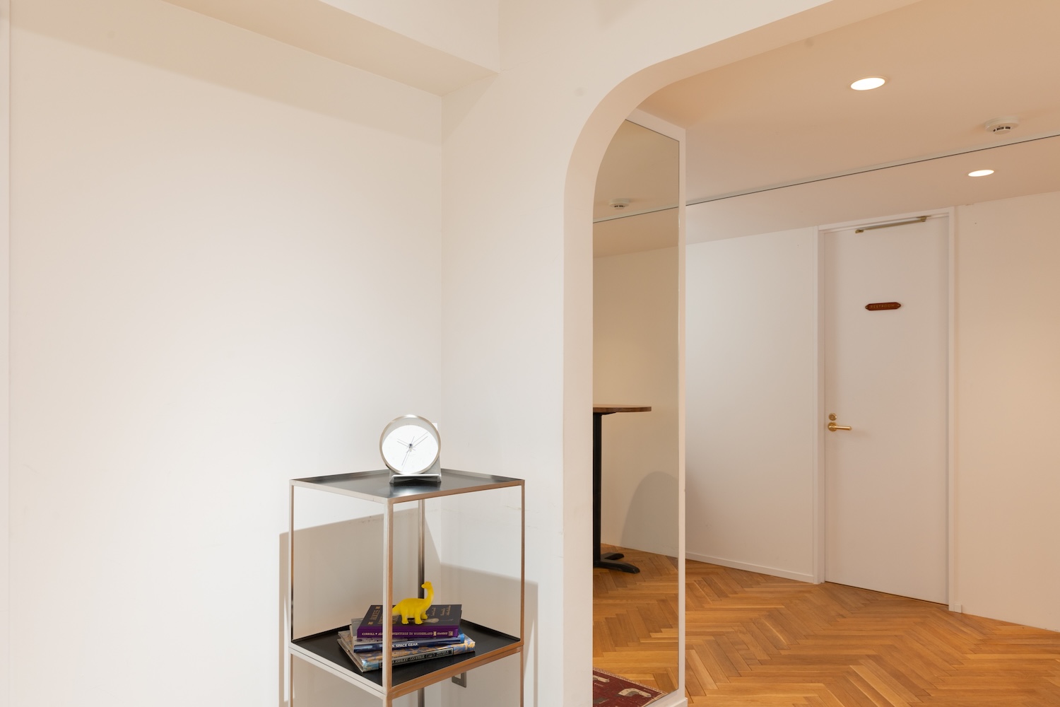 【表参道駅7分｜2025年12月1日OPEN！】外苑前駅からもアクセス可能！展示会・ポップアップストアに最適な隠れ家的雰囲気の路面スペース