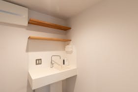 【表参道駅7分|2025年12月1日OPEN!】外苑前駅からもアクセス可能!展示会・ポップアップストアに最適な隠れ家的雰囲気の路面スペース