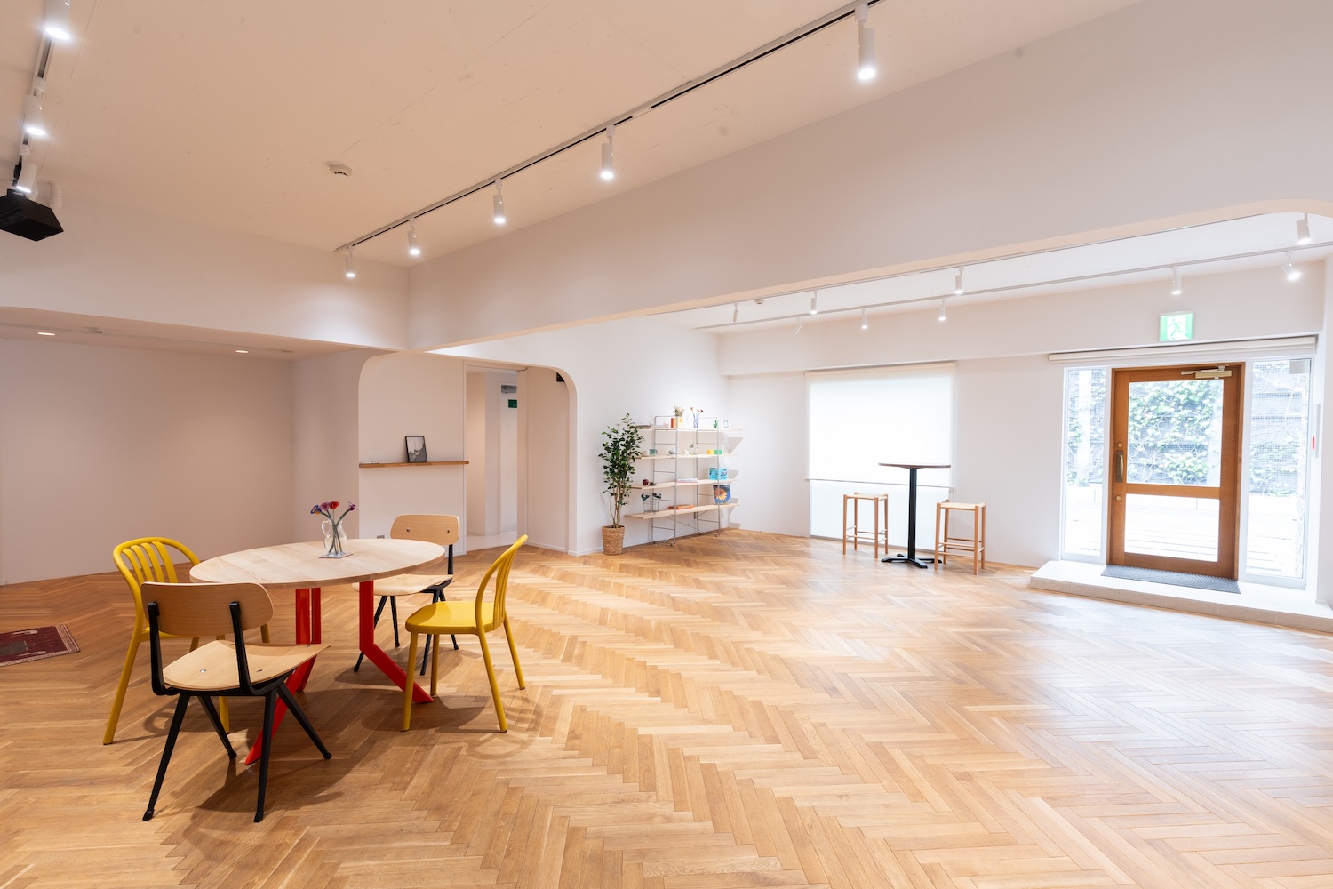 【表参道駅7分｜2025年12月1日OPEN！】外苑前駅からもアクセス可能！展示会・ポップアップストアに最適な路面スペース