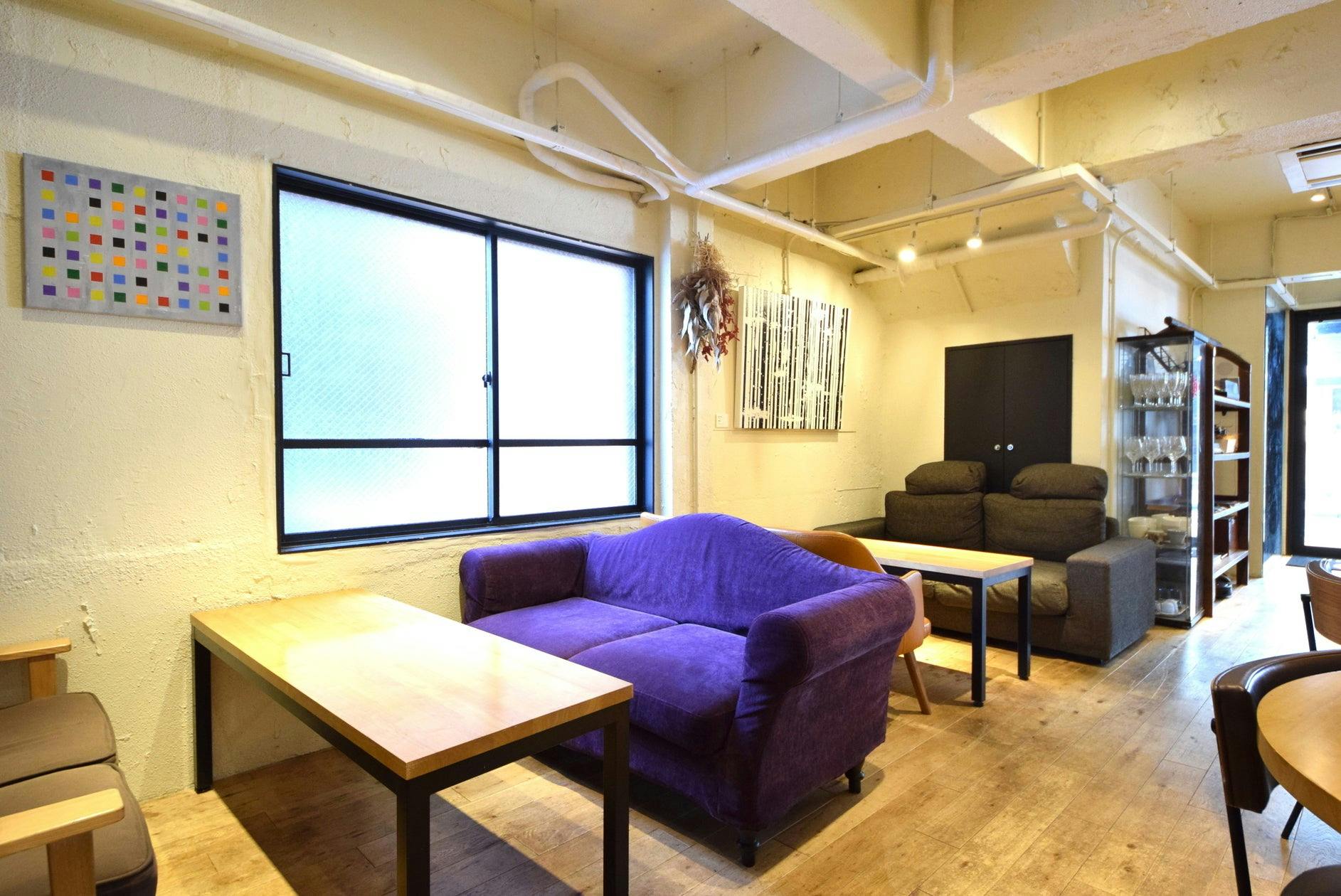 【表参道駅6分】 動画やスチール撮影に最適なレンガ壁の外観が特徴的な路面レンタルスペース