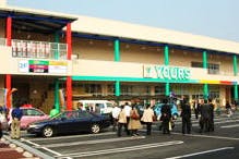 【広島県|ユアーズアクロスプラザ高陽店】物販やプロモーションに利用可能な風除室スペース