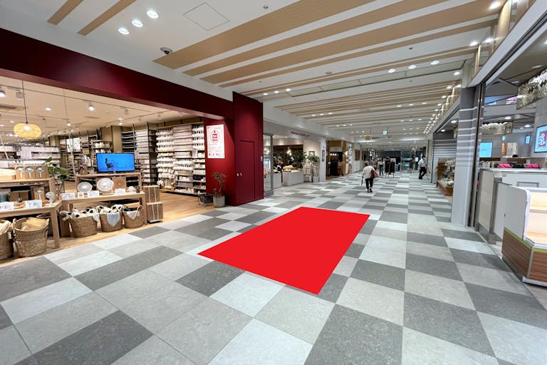 【アミュプラザ鹿児島】B1F 東西通路(西側)/食物販に最適な、グルメ・土産物フロア地下通路中央のポップアップスペースの画像2