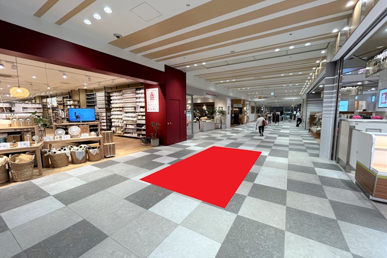 【アミュプラザ鹿児島】B1F 東西通路(西側)/食物販に最適な、グルメ・土産物フロア地下通路中央のポップアップスペースの画像2