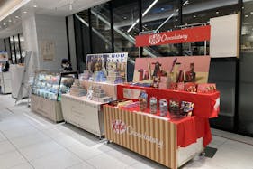 【アミュプラザくまもと】1F 南側エスカレーター横 ②下りエスカレーター側