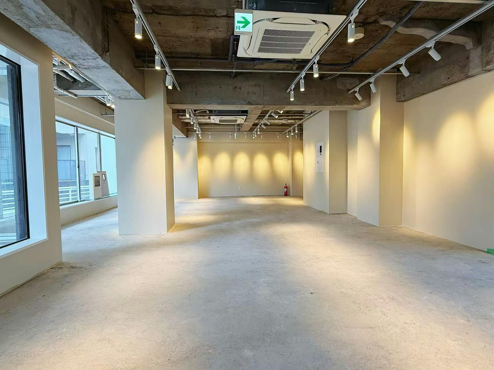 １階店舗メインスペース