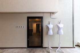 【表参道駅3分|OPEN期間限定価格】ポップアップや展示会に最適な1階吹き抜けガラス張りの快適イベントスペース「長期利用割引可」