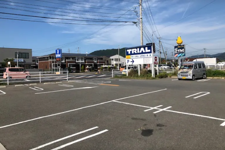 【スーパーセンタートライアル唐津中原店】キッチンカー(調理営業)出店限定/屋外スペースの画像2