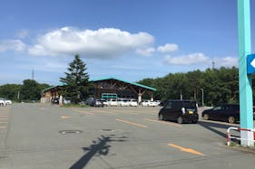 【ダイナムむつ店】キッチンカーやプロモーションに最適なアミューズメント施設のイベントスペース(店舗出入り口横)