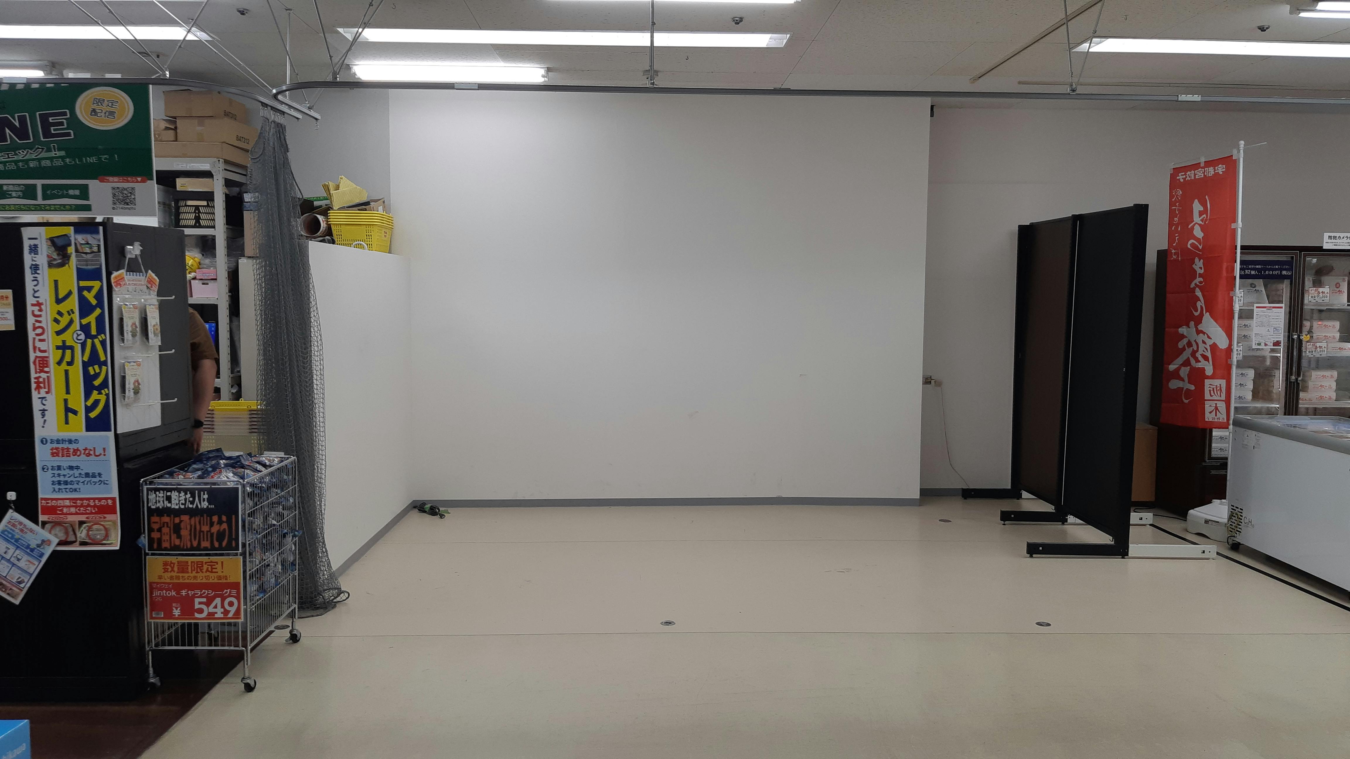 【メガセンタートライアル宇都宮店】出張販売やポップアップストアに適した1階サービスカウンター横スペース【買取催事不可】の画像