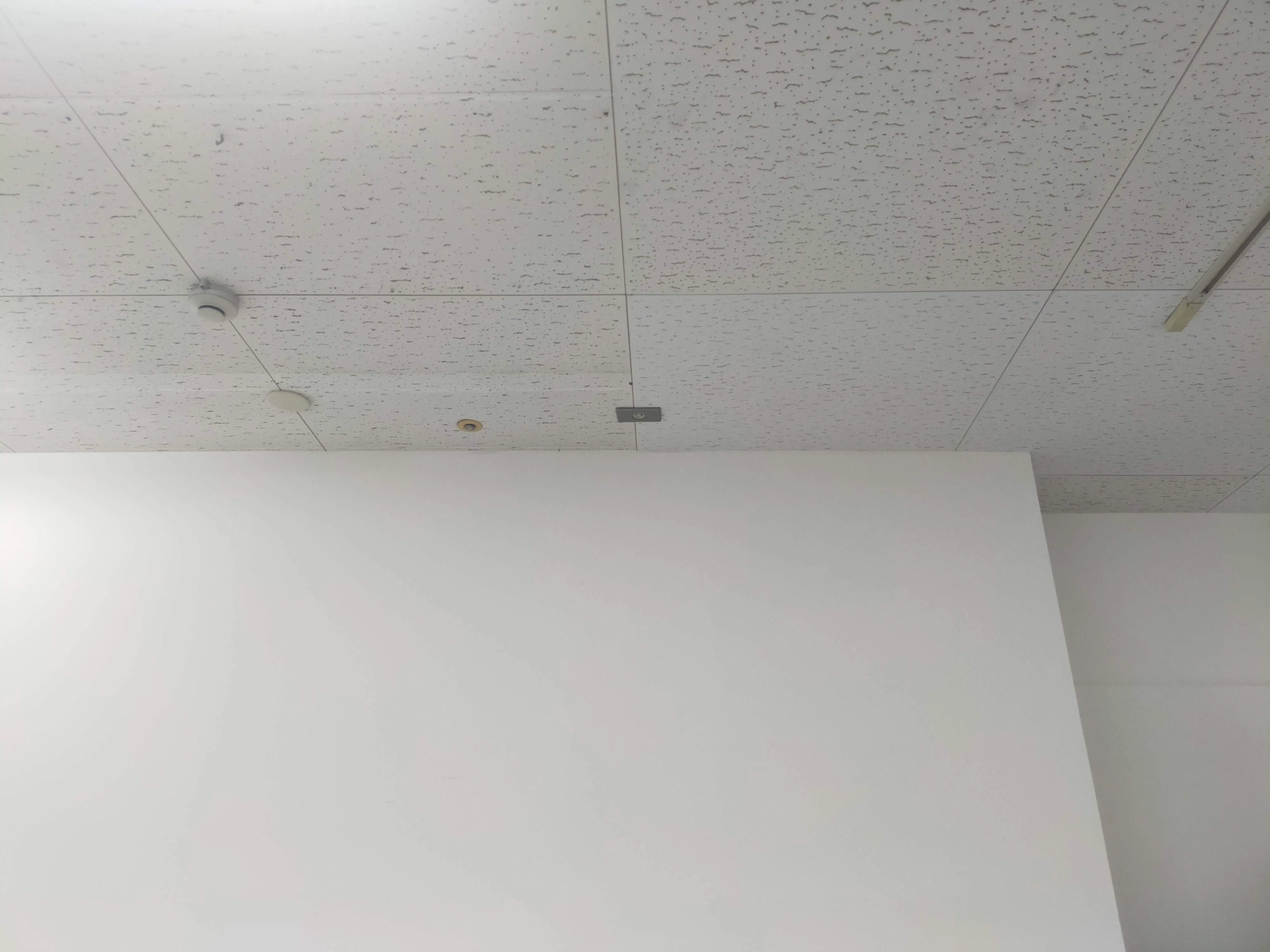 【メガセンタートライアル宇都宮店】出張販売やポップアップストアに適した1階サービスカウンター横スペース【買取催事不可】