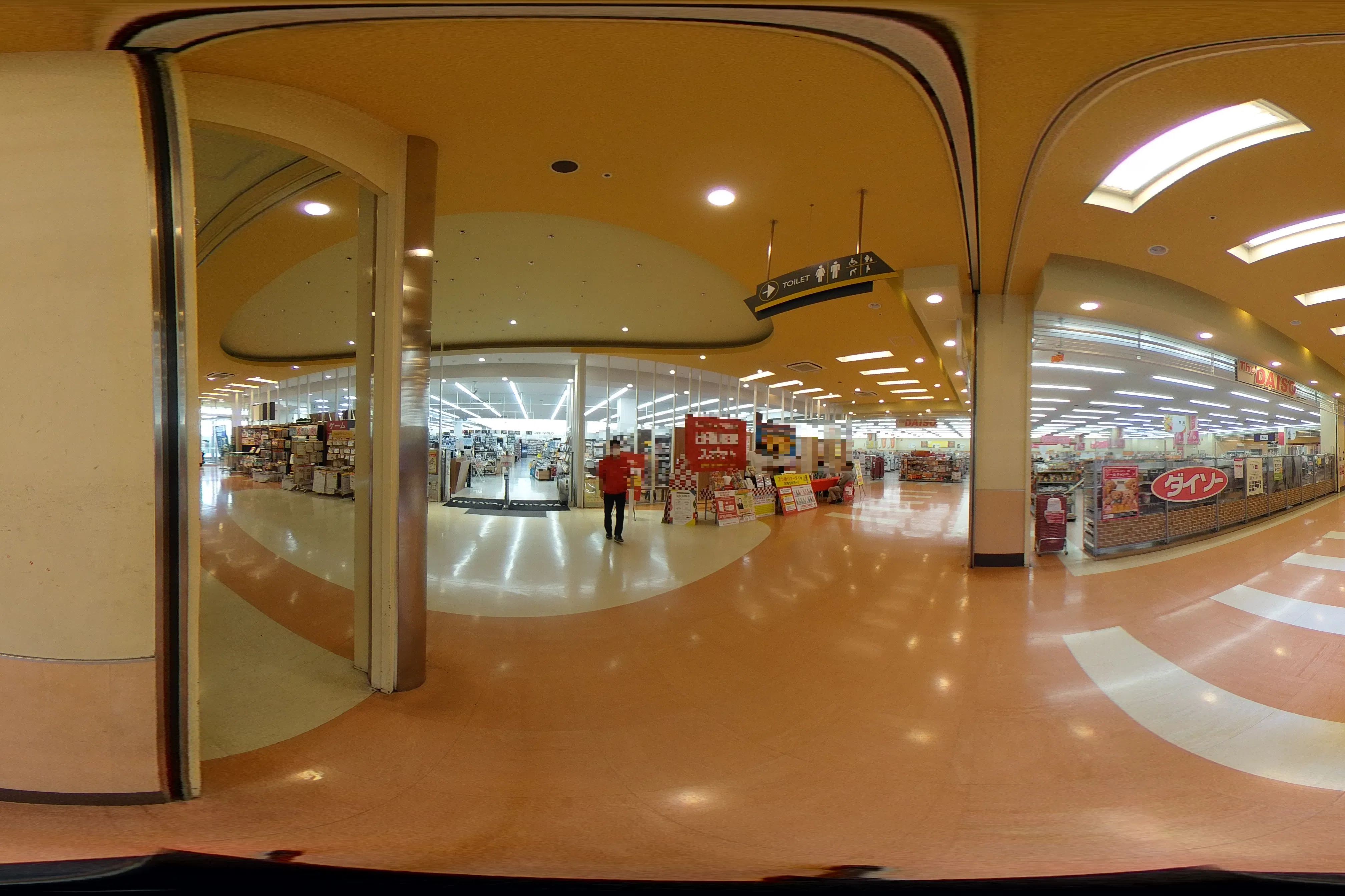 【マミーマート所沢山口】販促プロモーションに最適な2階TSUTAYA前階段側(左側)にある催事スペース