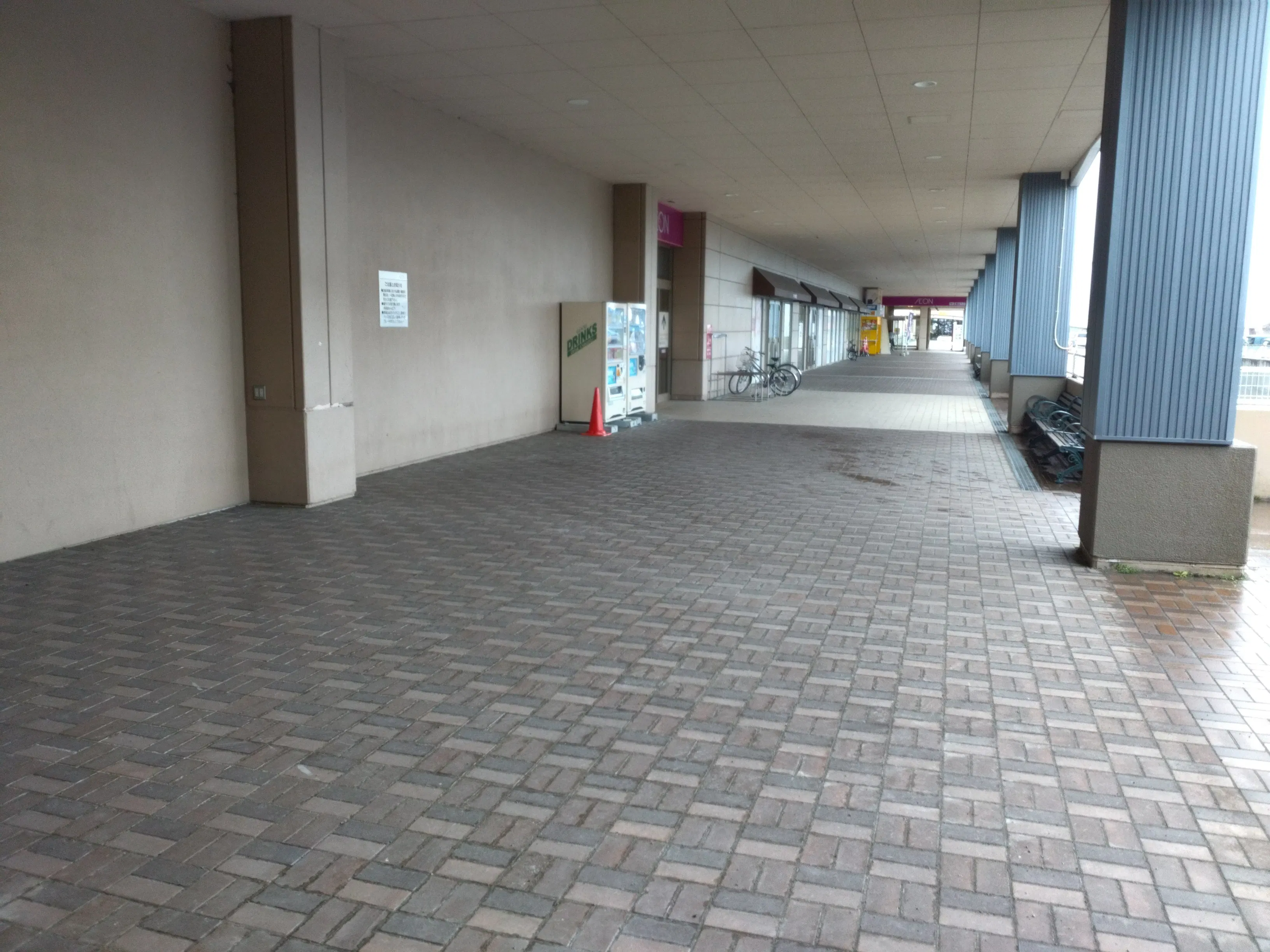 【イオン北見店】１F正面入口横（店頭）