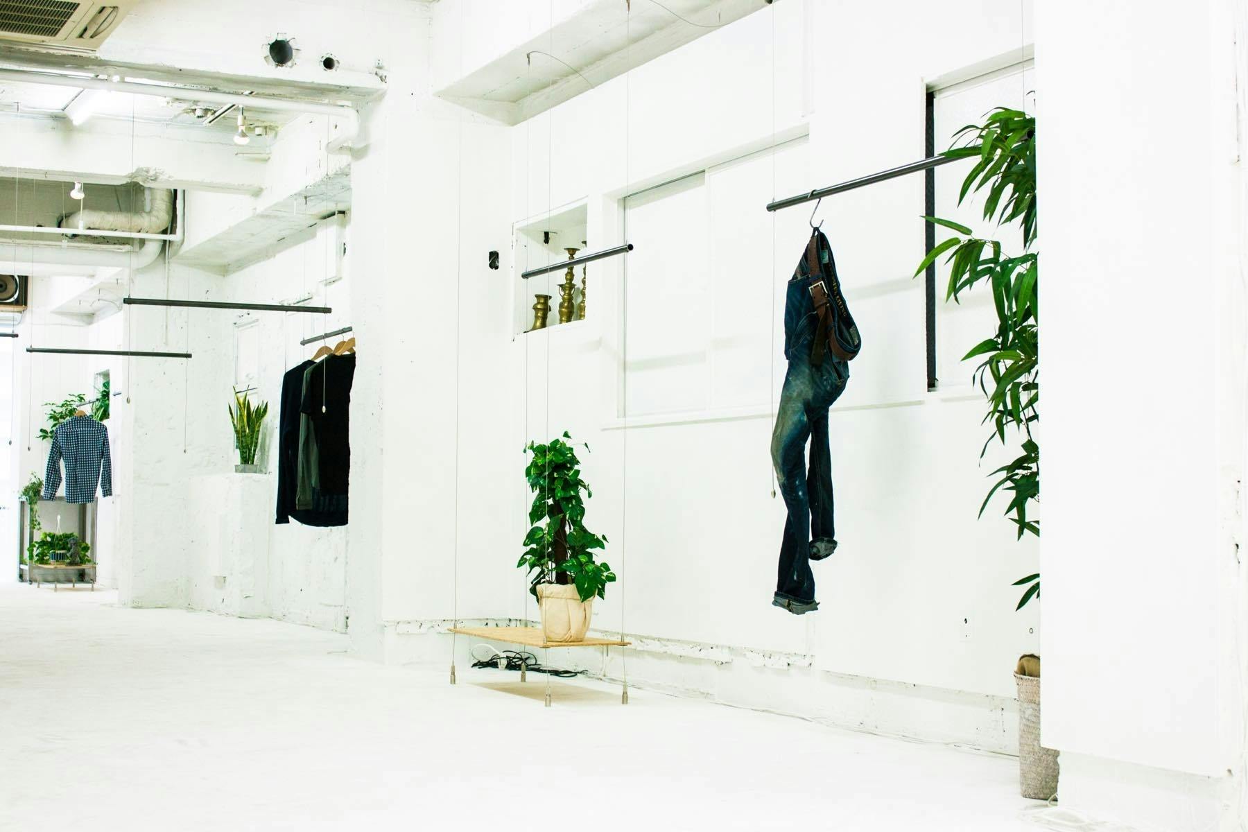 【本町駅5分】展示会に適したカフェ併設、フリードリンクも楽しめる大阪の真っ白なレンタルスペースの画像