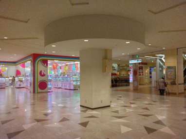 【イオンタウン有松（1階コメダ珈琲前）】セールスプロモーションやワークショップに適した1階の人通りの多いイベントスペース