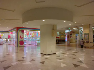 【イオンタウン有松(1階コメダ珈琲前)】セールスプロモーションやワークショップに適した1階の人通りの多いイベントスペース