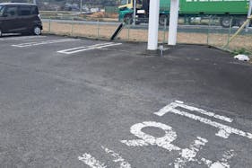 【ミスタートンカチ南濃】販促プロモーションに最適な入口付近スペース