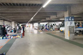 【メガセンタートライアル伊勢崎中央店】⑫フリーマーケット開催時限定スペース(4階東側エントランス横駐車場1区画)