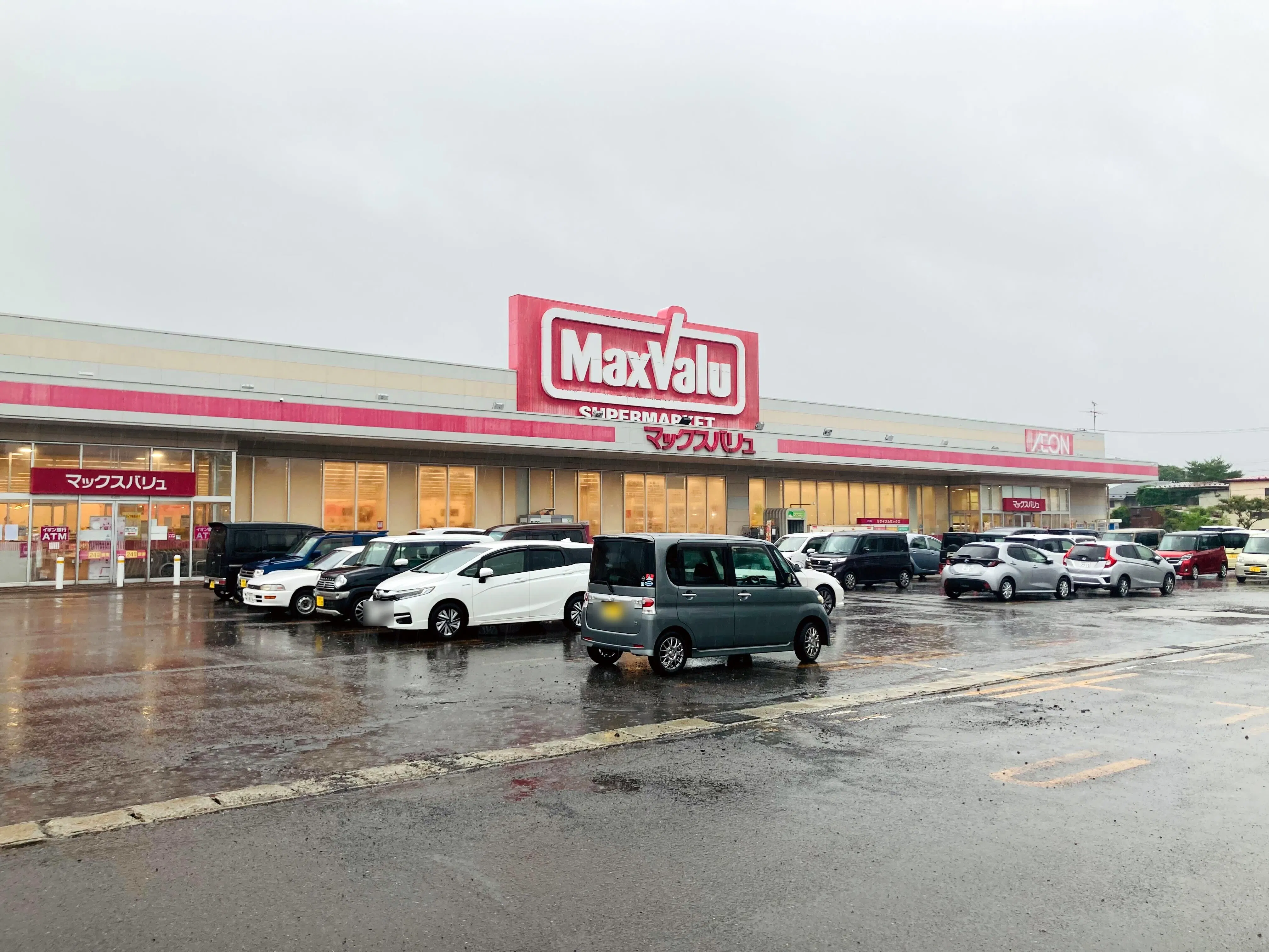 【マックスバリュ港北店】各種プロモーションイベントに最適な店舗前の屋外イベントスペース