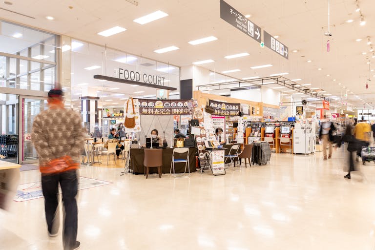【イオン東雲店】豊洲駅徒歩12分!出張販売に最適なショッピングセンター内2Fフードコート前の画像5