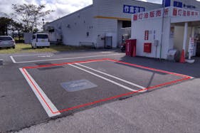 【サンデー種市店】屋外駐車場 キッチンカーの出店に最適なホームセンター内駐車場の屋外イベントスペース