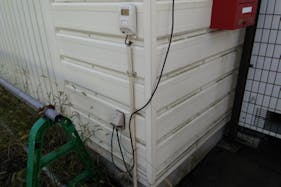 【サンデー種市店】屋外駐車場 キッチンカーの出店に最適なホームセンター内駐車場の屋外イベントスペース