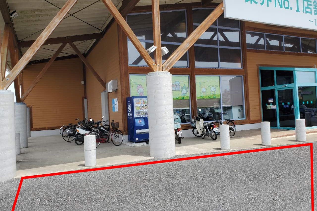 【ダイナム千葉海上店ゆったり館】プロモーションイベントに最適なアミューズメント施設のイベントスペース(付属棟側・店舗出入口前)